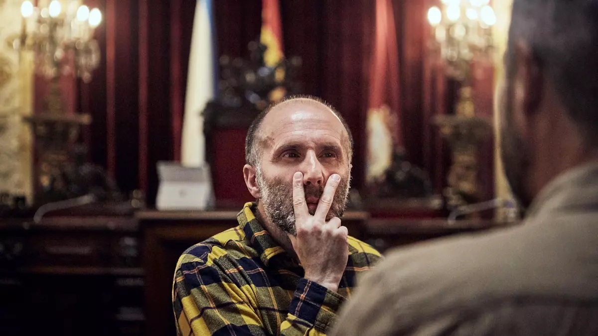 Movemento Sumar Galicia denuncia a “colaboración necesaria” de Jácome cos escuadristas de ultradereita que aterrorizan a cidade